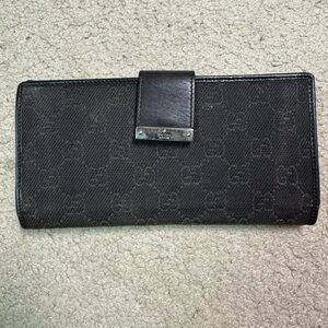 Women’s Gucci Brown Canvas/Leather Signature Wallet